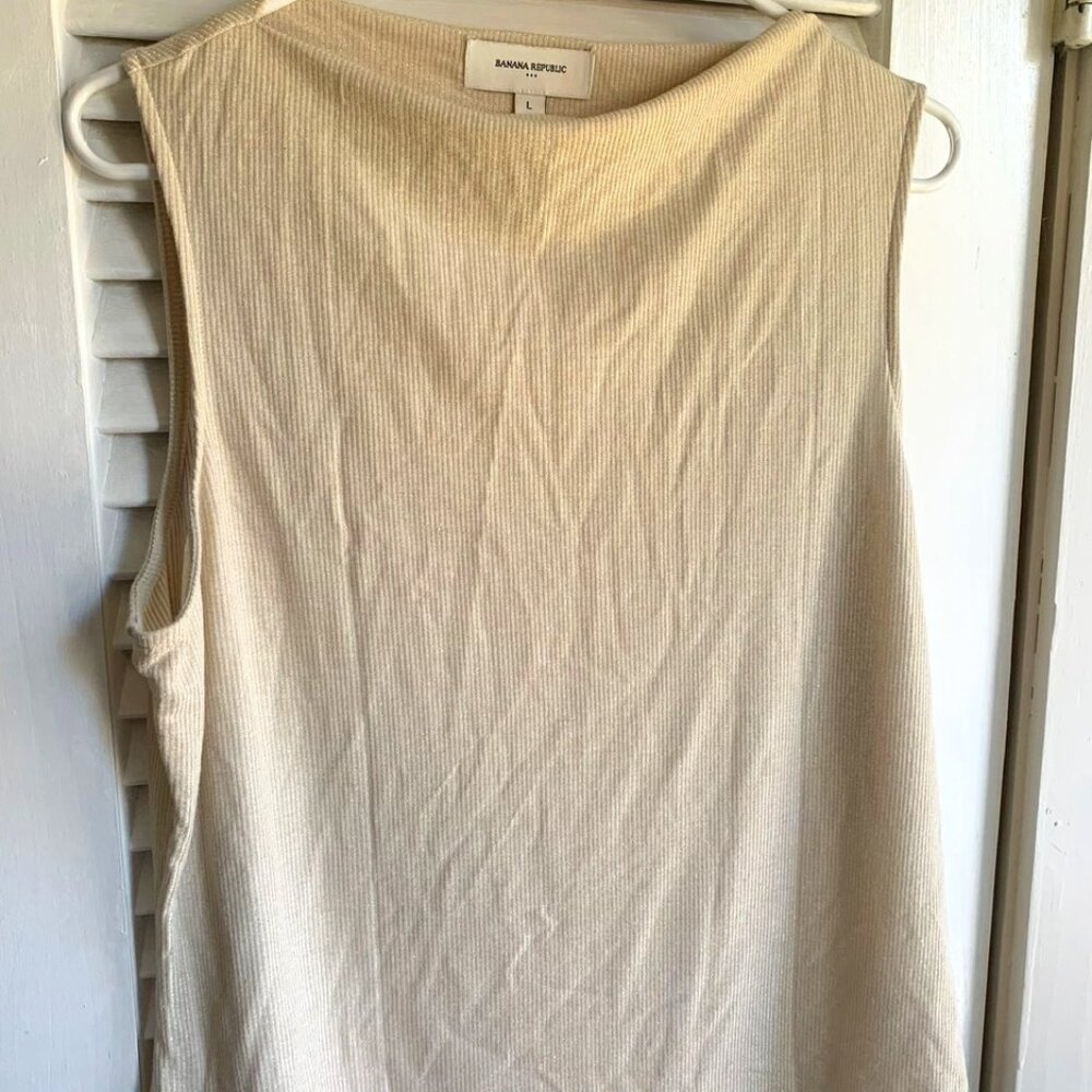 Banana Republic Shimmer Ribbed Shell -  L | Transition Cream